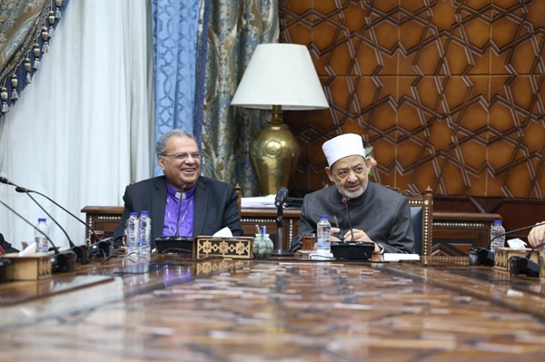 شيخ الأزهر يستقبل رئيس الطائفة الإنجيليَّة والوفد المرافق له للتهنئة بقرب حلول عيد الأضحى المبارك